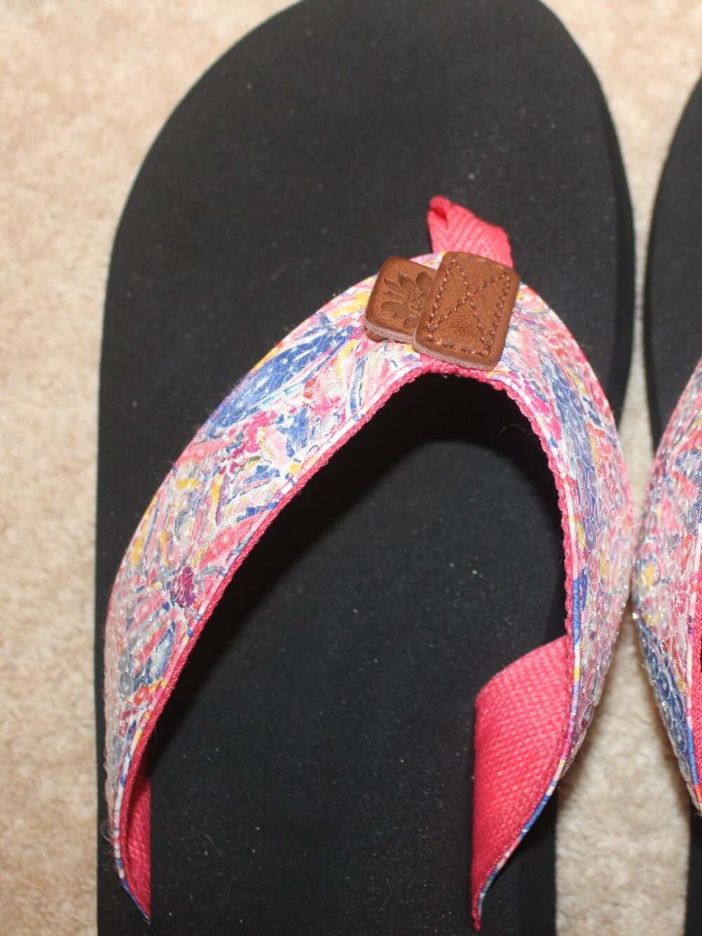 Yellow Box Flounder Multicolor Floral Flip Flops Women’s Size 10 Platform SKU226